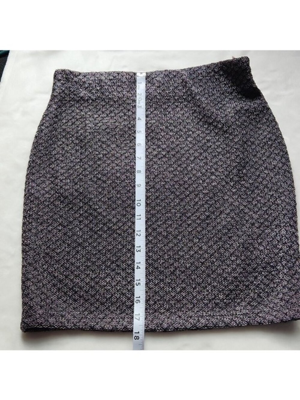 Wow Couture, Womens Size Medium, Gray Texture Style Midi Skirt - Picture 6 of 10